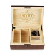 Load image into Gallery viewer, RYOT Humidor Walnut Combo Box 8x11
