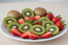 Load image into Gallery viewer, Kiwis and Strawberries sliced 
